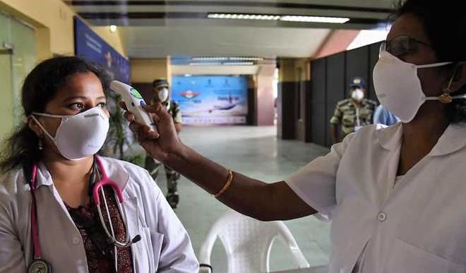 Rashtriya Dhwaj | सामाजिक जागरूकता से कोविड-19 के बढ़ते संक्रमण पर लगेगी रोक