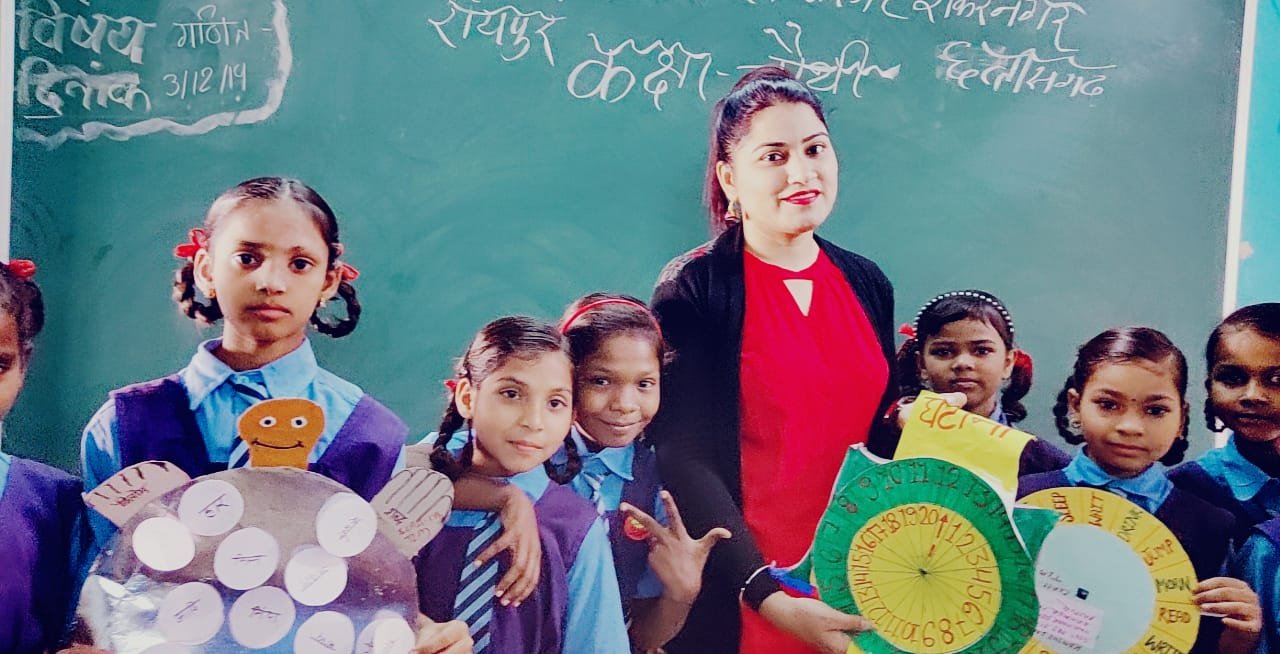 Rashtriya Dhwaj | शिक्षिका के नवाचार सुनहरे पंख और ब्लू बर्ड्स  को मिली नई...